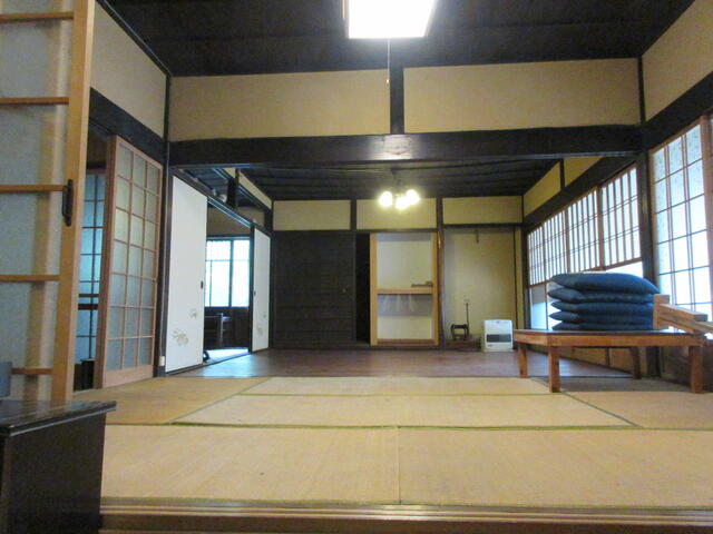 detached 京都府宇治市西笠取辻出川西 地図を見る