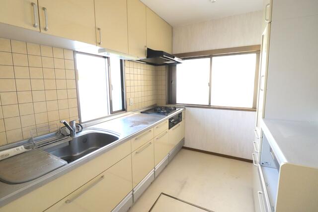 detached 京都府向日市向日町南山