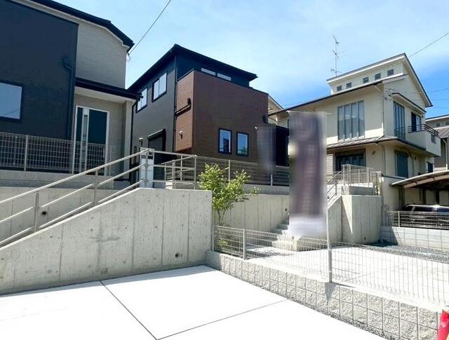 detached 京都府乙訓郡大山崎町字大山崎小字琵琶谷