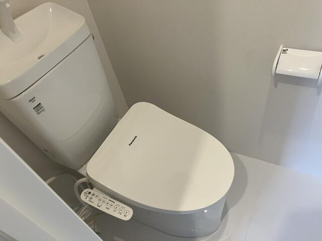 トイレ／温水洗浄トイレも新調しました。（パナソニック）／撮影日2025-10-18