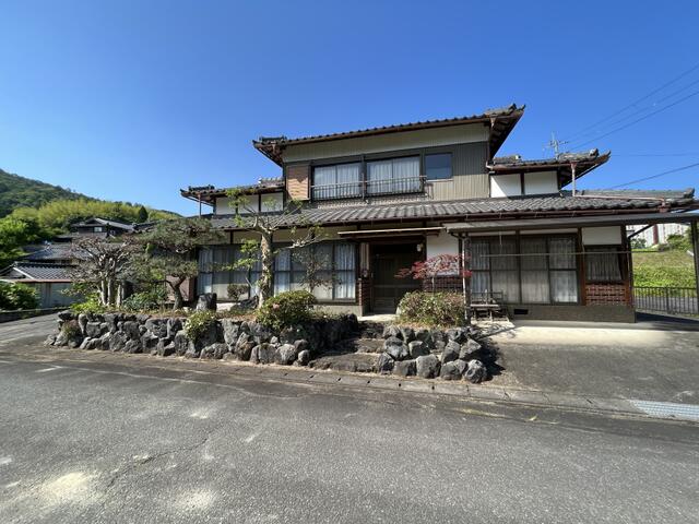 Cheap house for sale in Funai, Kyoto