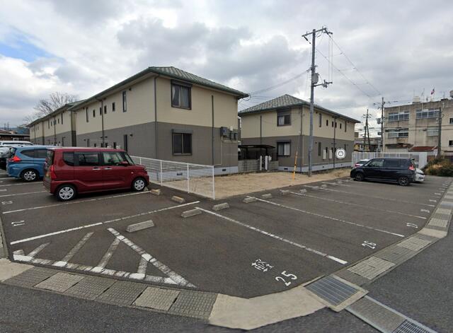 ８，０００円から９，０００円