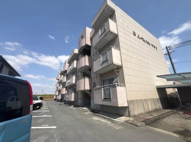現地（外観）