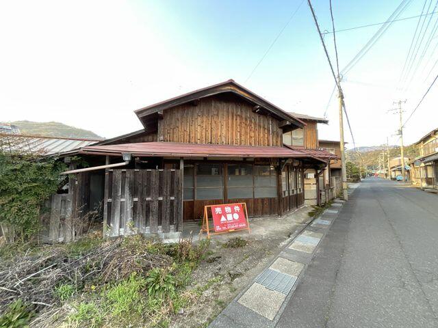 現地（外観）