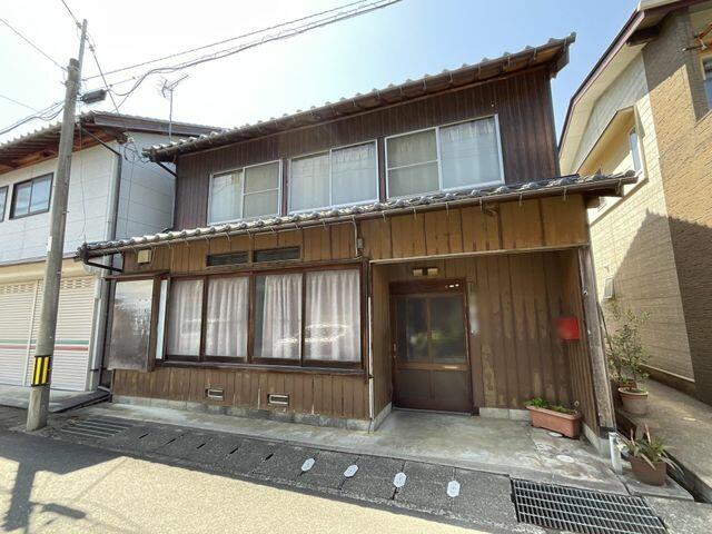 現地（外観）／土地面積も４３坪で広々としています！
