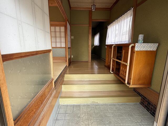 玄関