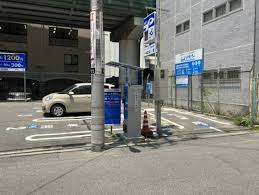 阪高ファインパーク高津２丁目 (139m)