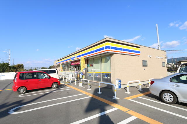 ミニストップ 天理備前町店 (1,300m)