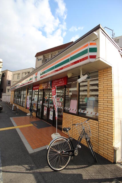 セブンイレブン 奈良西大寺本町 (250m)