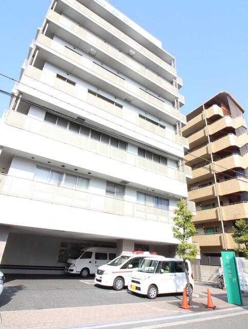 医療法人淀井病院 (650m)