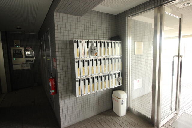 共用部エントランス／集合ポスト
