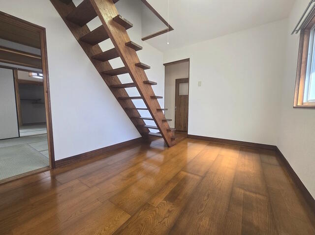 detached 大阪府茨木市沢良宜浜１丁目 地図を見る