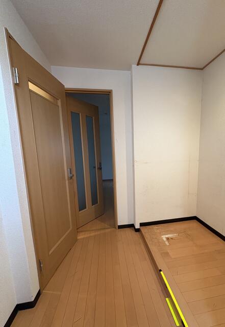 リビング以外の居室／１階の玄関付近です