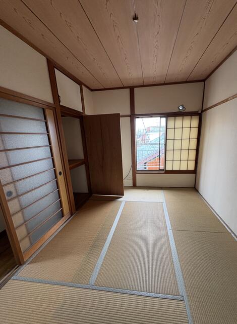 リビング以外の居室／３階の和室です