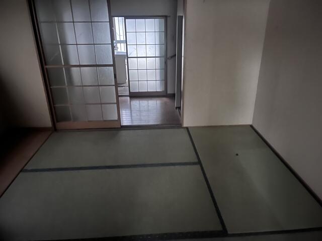 リビング以外の居室／１階和室