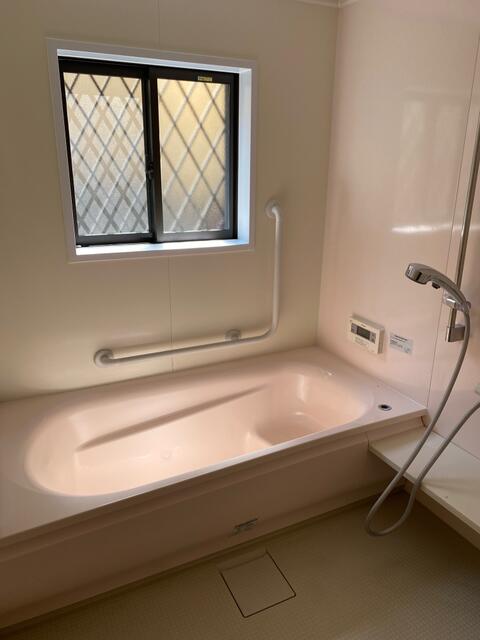 浴室／浴室２か所あり！２世帯の生活にも対応できます♪