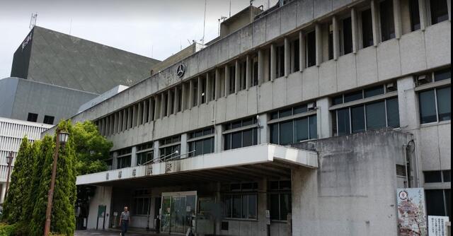 柏原市役所 (3,332m)