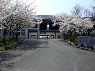 岸和田市立桜台中学校 (2,128m)