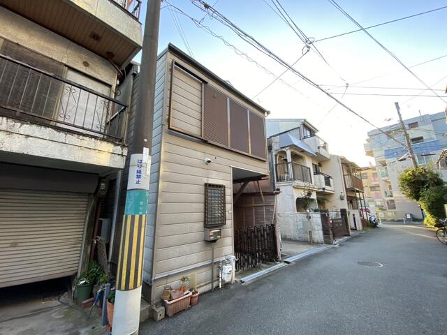 現地（外観）／日を重ねるごとにこの佇まいに愛着が湧いてきそう！