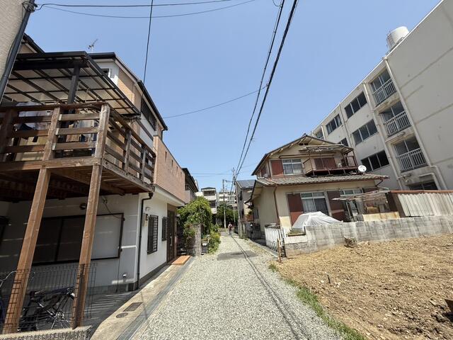 現地（外観）／前面道路です！南側から撮影！