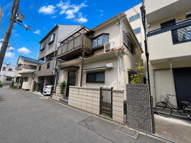 現地（外観）／前面道路含む外観
