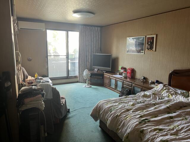 リビング以外の居室／２階　洋室１５．５帖