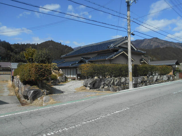 兵庫県宍粟市の一戸建て | 790万円 | 8DK | 977.13m² | Akiyama house finder