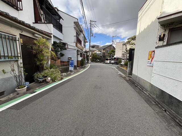 交通量も少ない道路のため、お子様が小さいお客様でも安心♪