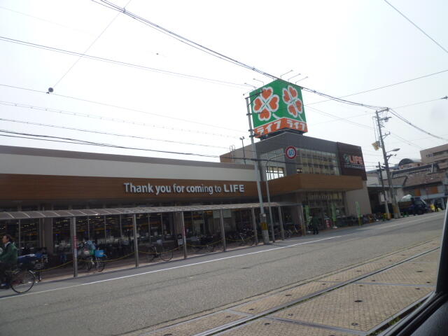 ライフ玉出東店 (107m)