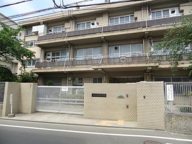 大阪市立住吉第一中学校 (1,183m)