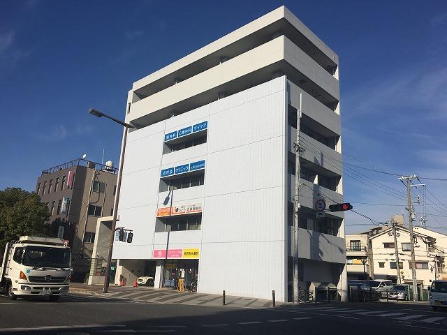 現地（外観）