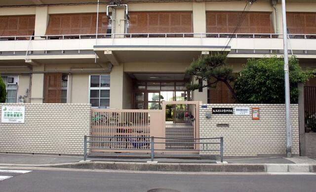 白鷺中学校 (1,000m)