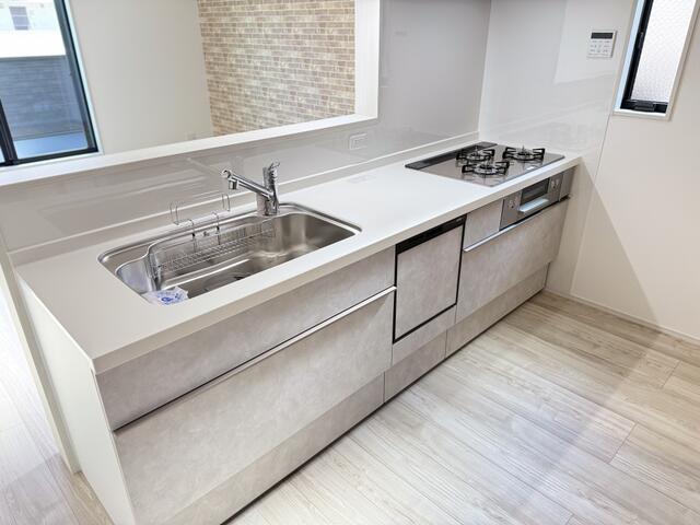 キッチン／食器洗い乾燥器付です。