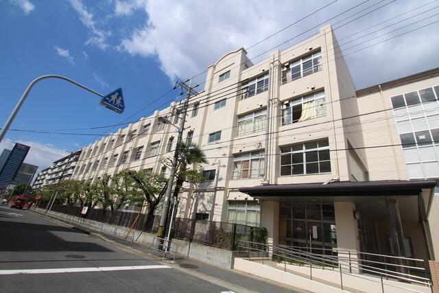 大阪市立城陽中学校 (632m)