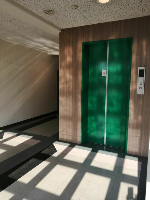 エレベーターホール