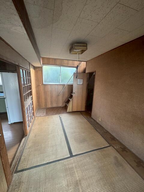 １階、３帖和室です♪