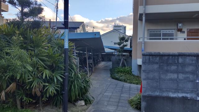 現地（外観）／駐輪場２