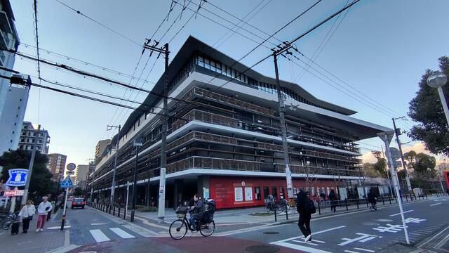 大阪市城東区役所 (648m)