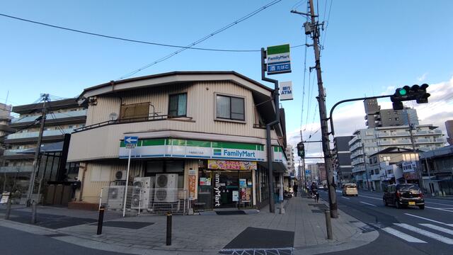 ファミリーマート今福西四丁目店 (332m)