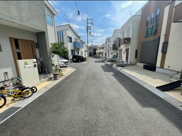 前面道路幅員６ｍございます♪運転が苦手な方も安心です♪
