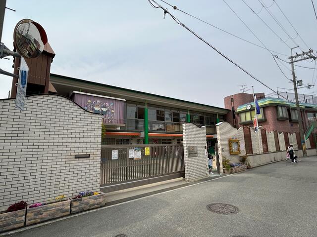 認定こども園豊中みどり幼稚園 (393m)