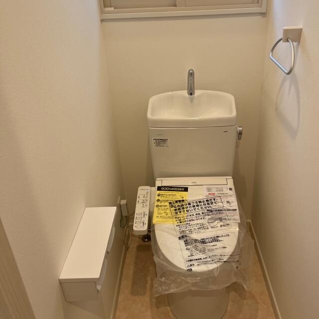 トイレ／温水洗浄便座付きトイレ／撮影日2023-01-27