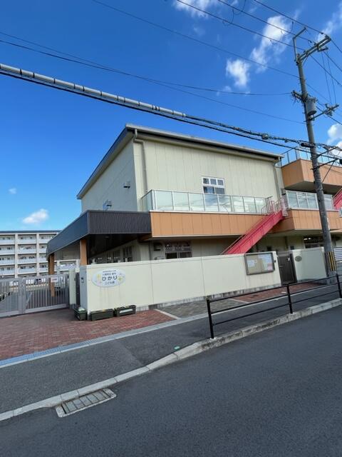 八尾市立安中ひかりこども園 (370m)