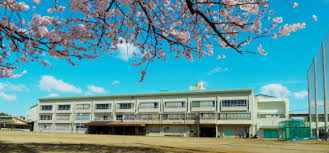 河内長野市立長野中学校 (1,148m)