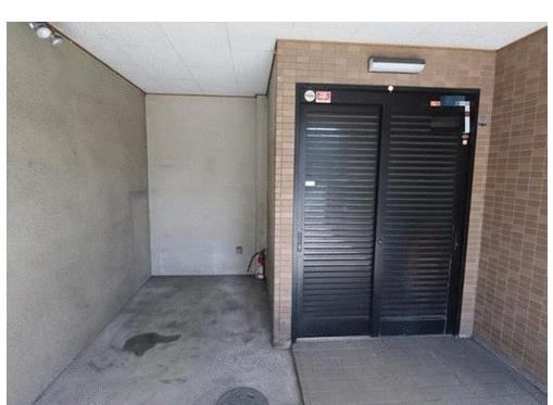 detached 大阪府寝屋川市池田本町