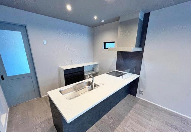 detached 大阪府寝屋川市成田東町