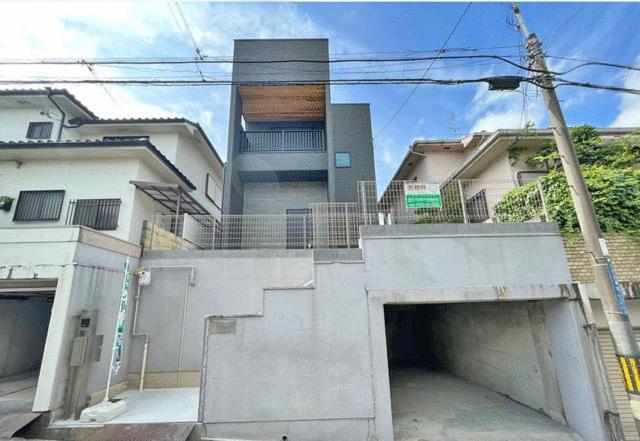 detached 大阪府寝屋川市成田東町