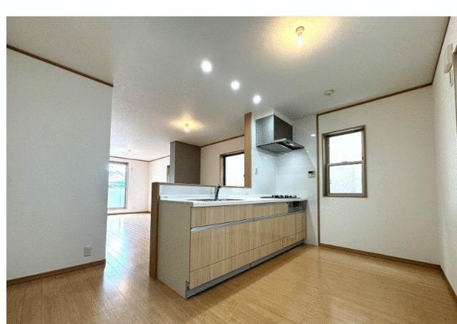 リビング／ＬＤＫ　広々１９帖