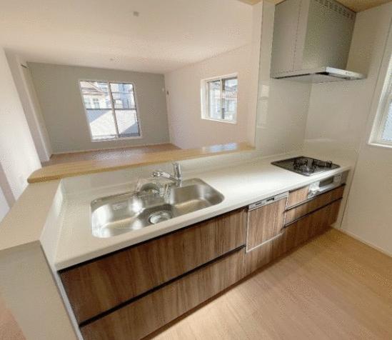 キッチン／システムキッチン　食洗器あり