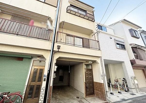 現地（外観）／西向き　陽当たり　通風　良好です